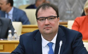 Видео. Глава Минкомсвязи Максут Шадаев в программе "Познер"