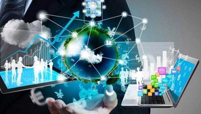 Глава Минцифры и нижегородский губернатор обсудили проекты цифровизации Глава Минцифры и нижегородский губернатор обсудили проекты цифровизации