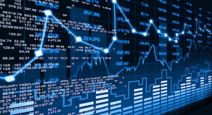 Информационные технологии помогли россиянам массово выйти на фондовый рынок Информационные технологии помогли россиянам массово выйти на фондовый рынок