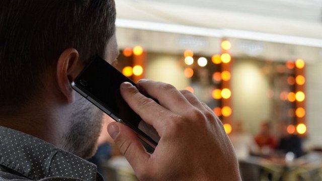 Эксперты раскрыли главные схемы аферистов с переводами "по ошибке" Эксперты раскрыли главные схемы аферистов с переводами "по ошибке"