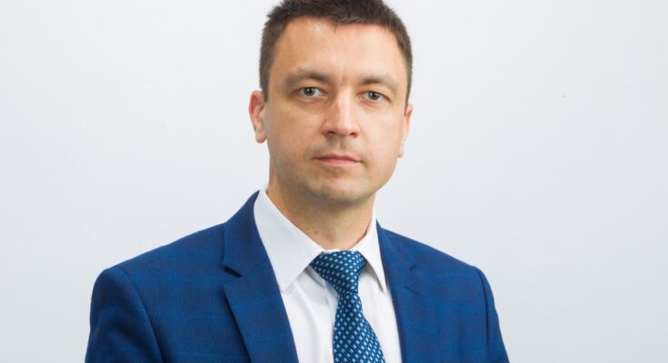 Все больше предприятий переходят на «цифровые рельсы», перестраивая технологии и производственные циклы. Интервью с Ренатом Лашиным Все больше предприятий переходят на «цифровые рельсы», перестраивая технологии и производственные циклы. Интервью с Ренатом Лашиным