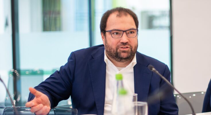 Шадаев оценил идею перевода критической инфраструктуры на российское ПО