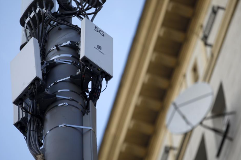 В России создали первую отечественную базовую станцию 5G В России создали первую отечественную базовую станцию 5G