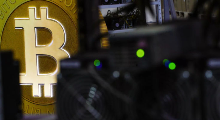 Первый в России факультет блокчейна и криптовалют появится в России Первый в России факультет блокчейна и криптовалют появится в России